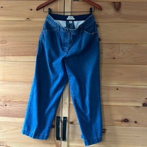 L. L. BEAN VINTAGE DENIM CAPRI LENGTH JEANS